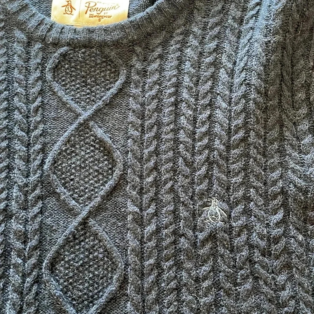 Vintage Original Penguin cable knit crewneck sweater navy blue medium - Picture 2 of 6